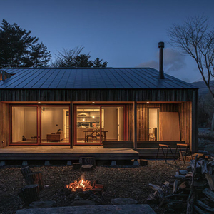 野趣を楽しむ森の家