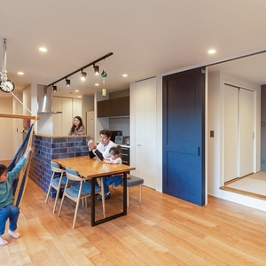 趣味にも家事にも大活躍<br>暮らしが広がる土間のある家