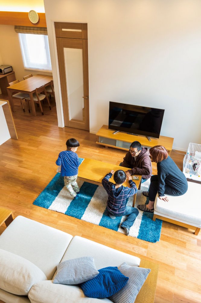 スキップフロアがつなぐ4層2階建て収納たっぷり 蔵 がある住まい スキップフロアがつなぐ4層2階建て収納たっぷり 蔵 がある住まい